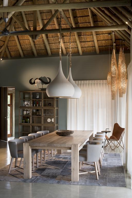 Mhondoro Safari Lodge & Villa Welgevonden Game Reserve Zewnętrze zdjęcie