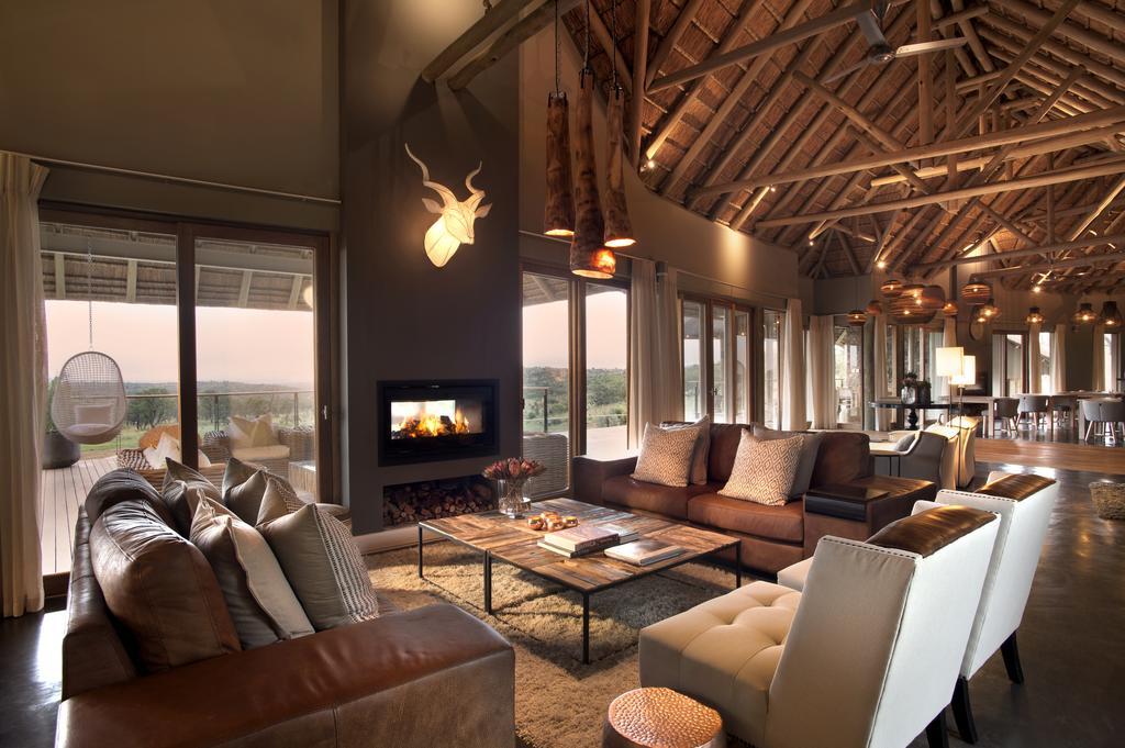 Mhondoro Safari Lodge & Villa Welgevonden Game Reserve Zewnętrze zdjęcie