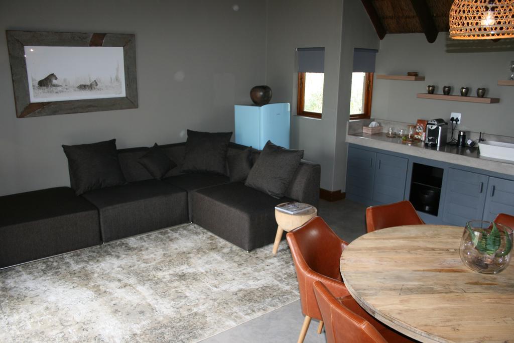 Mhondoro Safari Lodge & Villa Welgevonden Game Reserve Zewnętrze zdjęcie